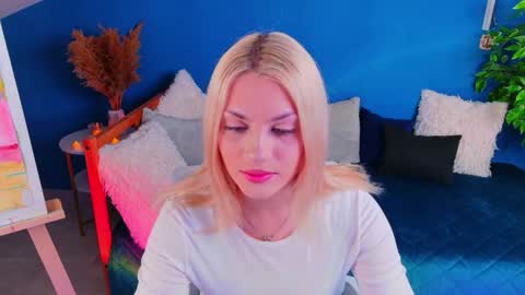 Snapshot of skatebunny chatting on 12-22-25, 01:52 Jane online show from 12-22-25, 01:52