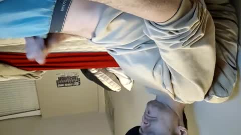 Snapshot of skaterpunk_92 chatting on 12-17-25, 10:54 skaterpunk_92 online show from 12-17-25, 10:54