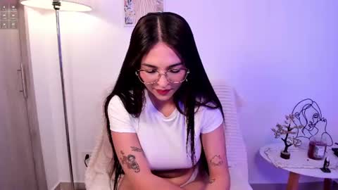 Snapshot of skeeter_cb chatting on 06-20-26, 01:47 Skeete CHRISTMAS SHOW THIS DECEMBER 24 CHECK OUT MY AMAZON LIST AND MAKE ME HAPPY online show from 06-20-26, 01:47