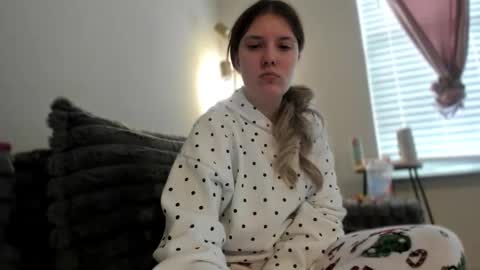 Snapshot of skiimaskabby chatting on 12-21-25, 05:42 skiimaskabby online show from 12-21-25, 05:42