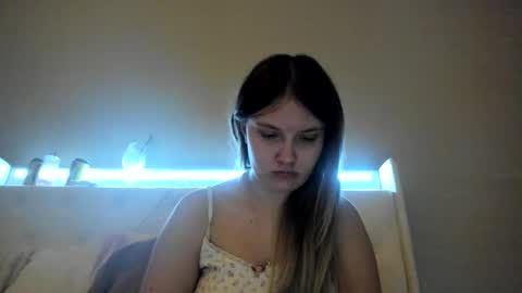 Snapshot of skiimaskabby chatting on 01-12-26, 02:50 skiimaskabby online show from 01-12-26, 02:50