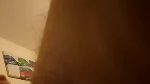 Snapshot of skimmer70z chatting on 10-13-25, 10:32 skimmer70z online show from 10-13-25, 10:32