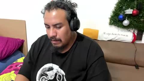 Elias online show from 01-14-25, 02:40