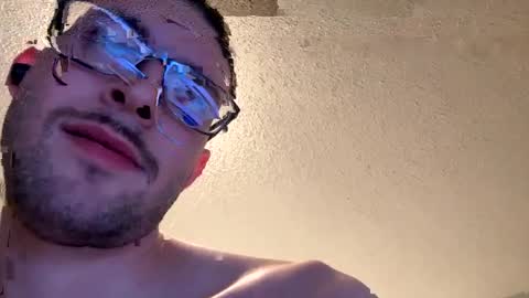 Snapshot of skinndick214 chatting on 09-20-25, 02:01 daddy online show from 09-20-25, 02:01