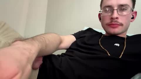 Snapshot of skinndick214 chatting on 11-02-25, 03:14 daddy online show from 11-02-25, 03:14