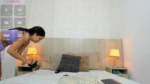 Snapshot of skinny_isabela chatting on 10-05-25, 11:30 Isabela online show from 10-05-25, 11:30