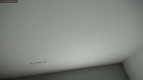 Snapshot of skinny_office chatting on 02-16-26, 12:12 David online show from 02-16-26, 12:12