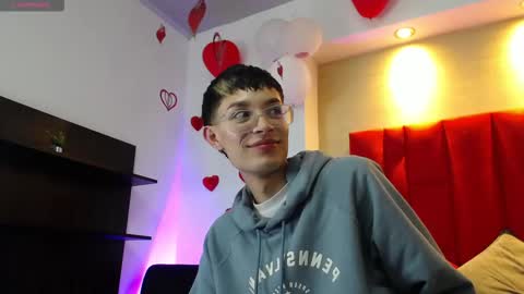 Snapshot of skinny_office chatting on 02-27-26, 08:31 David online show from 02-27-26, 08:31