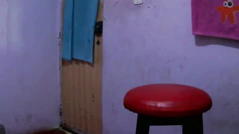 Snapshot of skinny_sexy666 chatting on 03-10-25, 04:57 skinny_sexy666 online show from 03-10-25, 04:57