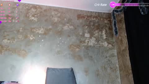 Snapshot of skinny_yizz chatting on 12-14-24, 08:13 Only Pvt online show from 12-14-24, 08:13