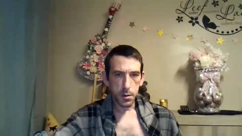 SkinnyBigCock2 online show from 10-26-25, 06:08