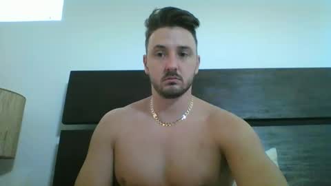 skinnyguylongdick1 online show from 01-26-25, 05:02
