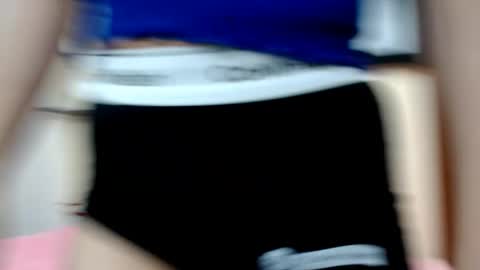 Snapshot of skinnykattylush19 chatting on 06-01-26, 05:20 katty online show from 06-01-26, 05:20