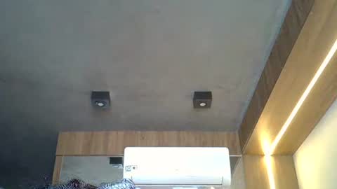 skinnykittencam online show from 11-11-25, 01:00