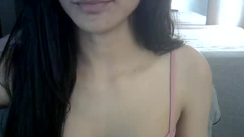 Snapshot of skinnykittencam chatting on 07-11-26, 12:46 skinnykittencam online show from 07-11-26, 12:46