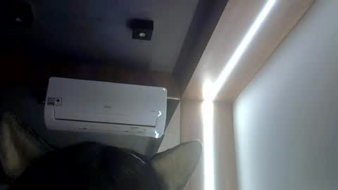 Snapshot of skinnykittencam chatting on 07-20-26, 11:51 skinnykittencam online show from 07-20-26, 11:51