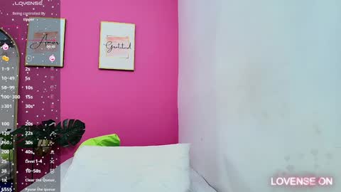 Karla  online show from 01-04-25, 05:58