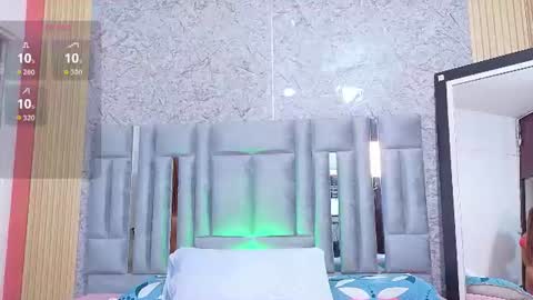 Snapshot of skinnysamantha chatting on 06-25-26, 02:22 SAMANTHA online show from 06-25-26, 02:22