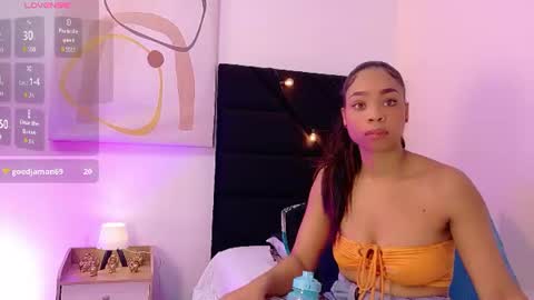 Snapshot of skinnysamantha chatting on 07-11-26, 02:36 SAMANTHA online show from 07-11-26, 02:36