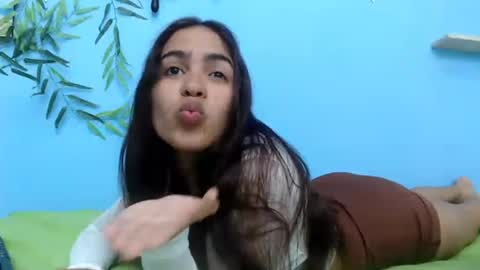 Snapshot of skinnysofia18 chatting on 07-13-26, 02:42 sofia online show from 07-13-26, 02:42