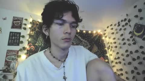 Snapshot of skiny_dann chatting on 05-12-26, 03:58 skiny_dann online show from 05-12-26, 03:58
