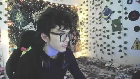 Snapshot of skiny_dann chatting on 05-26-26, 03:46 skiny_dann online show from 05-26-26, 03:46