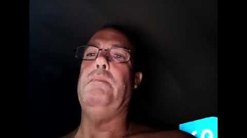 Snapshot of skip1975 chatting on 02-11-26, 07:41 skip1975 online show from 02-11-26, 07:41