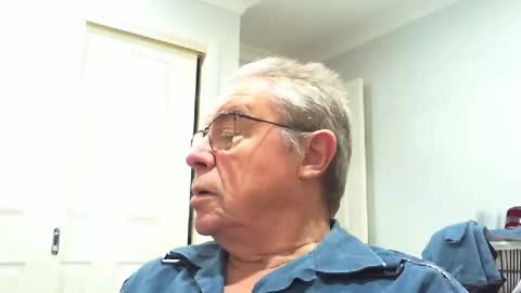 Skipper1970 online show from 04-22-26, 09:44