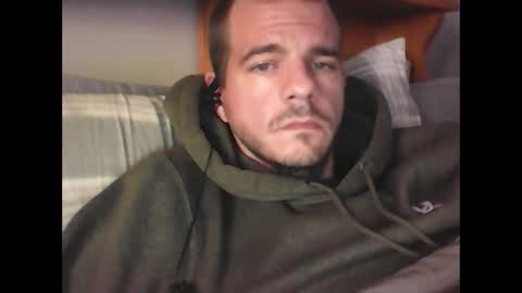 Snapshot of skippy6988 chatting on 10-08-25, 02:36 Easy-E online show from 10-08-25, 02:36