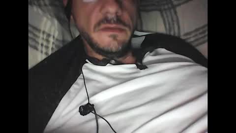 Snapshot of skippy6988 chatting on 10-12-25, 02:05 Easy-E online show from 10-12-25, 02:05