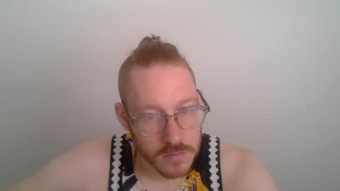 Snapshot of sklave_s chatting on 06-21-26, 09:34 sklave_s online show from 06-21-26, 09:34