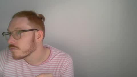 Snapshot of sklave_s chatting on 08-03-26, 06:33 sklave_s online show from 08-03-26, 06:33