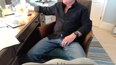 Snapshot of skr235 chatting on 02-26-25, 10:31 skr235 online show from 02-26-25, 10:31