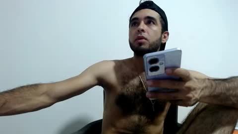 Noah Mood online show from 11-02-25, 05:43