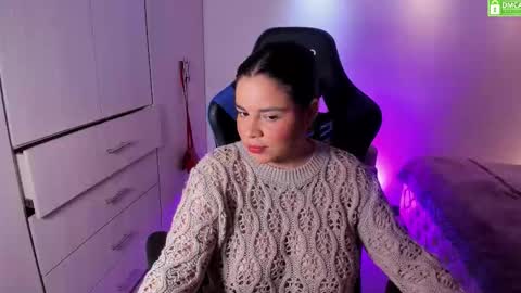 Snapshot of sky___blue chatting on 11-05-25, 03:34 Sky Independent model WISH LIST online show from 11-05-25, 03:34