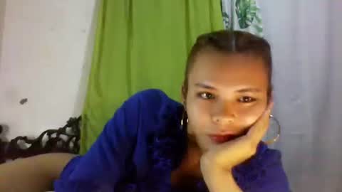 Snapshot of sky_andrea chatting on 09-24-25, 12:52 Mj online show from 09-24-25, 12:52