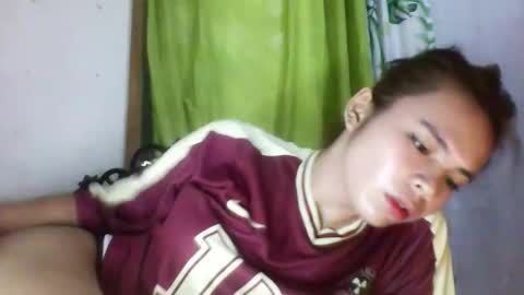 Snapshot of sky_andrea chatting on 10-17-25, 08:39 Mj online show from 10-17-25, 08:39