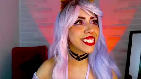 Snapshot of sky_girl1 chatting on 12-10-24, 05:07 Mile online show from 12-10-24, 05:07