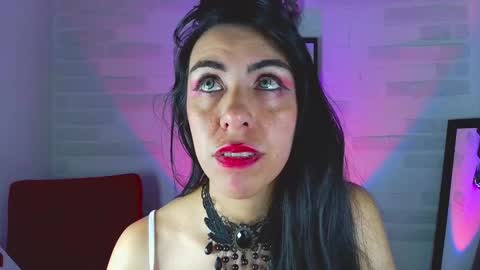 Snapshot of sky_girl1 chatting on 03-11-25, 10:51 Mile online show from 03-11-25, 10:51