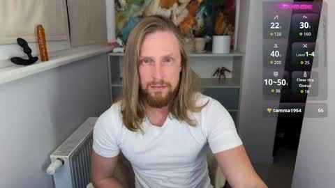 Snapshot of sky_guy25 chatting on 05-16-26, 08:18 sky_guy25 online show from 05-16-26, 08:18
