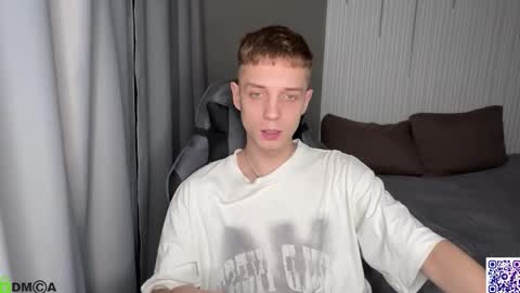 Snapshot of sky_hunter chatting on 11-03-25, 05:03 sky_hunter online show from 11-03-25, 05:03