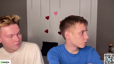 Snapshot of sky_hunter chatting on 02-17-26, 06:03 sky_hunter online show from 02-17-26, 06:03