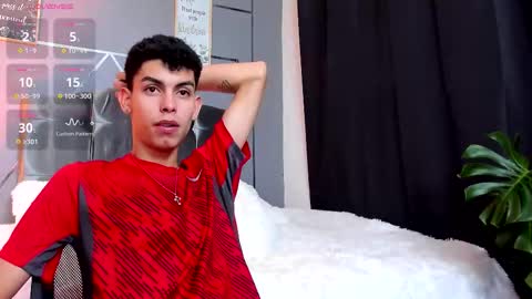 Snapshot of sky_jules chatting on 11-09-25, 08:56 Daniel online show from 11-09-25, 08:56