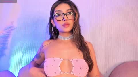 Snapshot of sky_rosee chatting on 12-14-24, 05:14 Sky online show from 12-14-24, 05:14