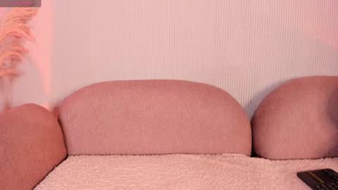 Snapshot of sky_rosee chatting on 12-28-24, 08:25 Sky online show from 12-28-24, 08:25