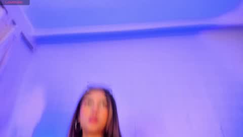 Snapshot of sky_rosee chatting on 01-14-25, 05:45 Sky online show from 01-14-25, 05:45