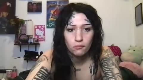 Snapshot of skybabytv chatting on 10-17-25, 12:14 skybabytv online show from 10-17-25, 12:14