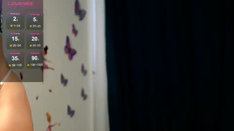 skyeyesluna online show from 05-27-26, 03:25