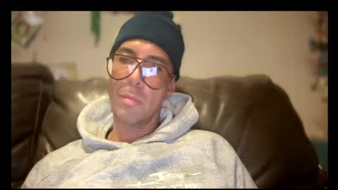 IAN HARD online show from 04-27-26, 05:00