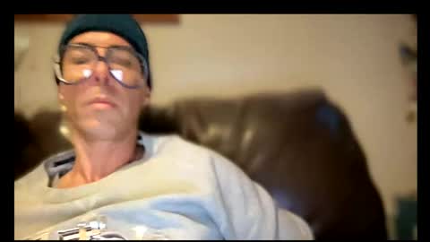 IAN HARD online show from 04-30-26, 04:46